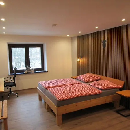 Bergwiesnblick 公寓 *